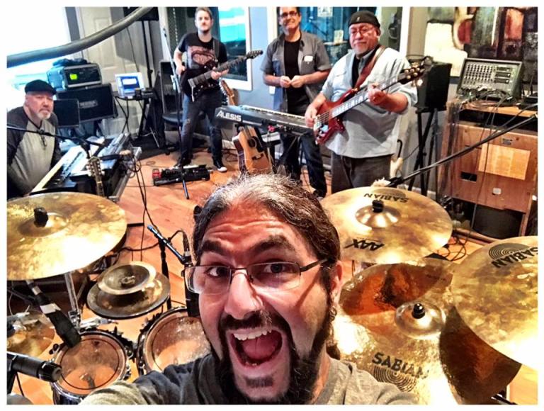 ¡Selfie! A partir de mañana, el grupo va a girar por los Estados Unidos. Luego, recorrerá Europa e Israel.